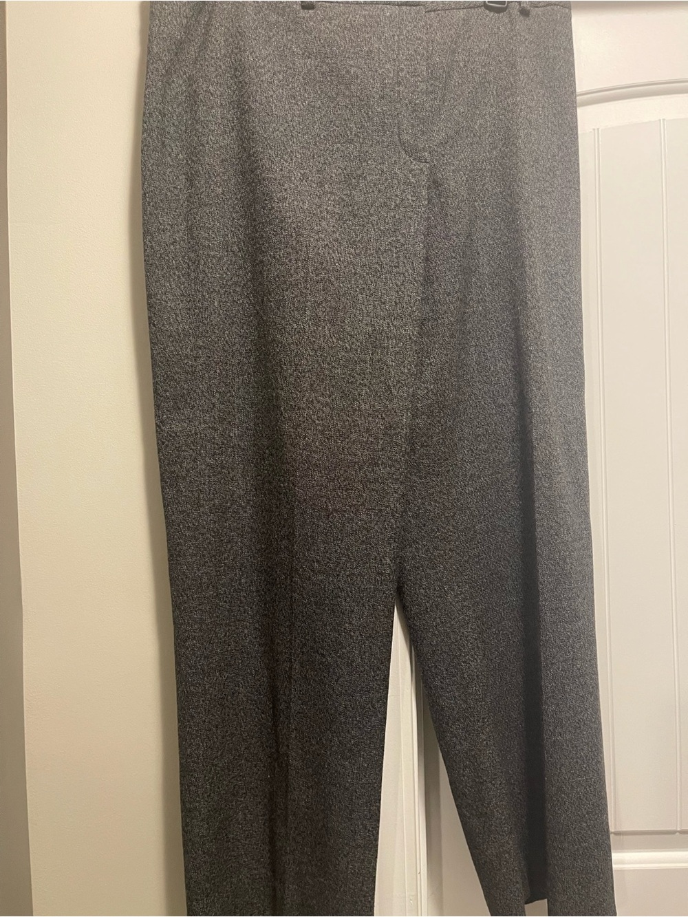 Kasper Straight-Leg Ponte Knit Pants in Gray